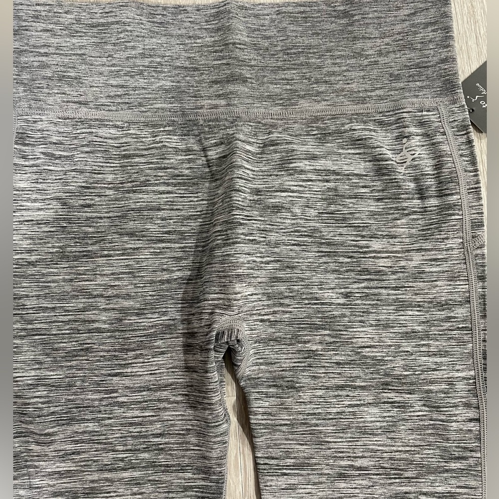 Yoga pants Dry-Fit workout leggings - Picture 2 of 8